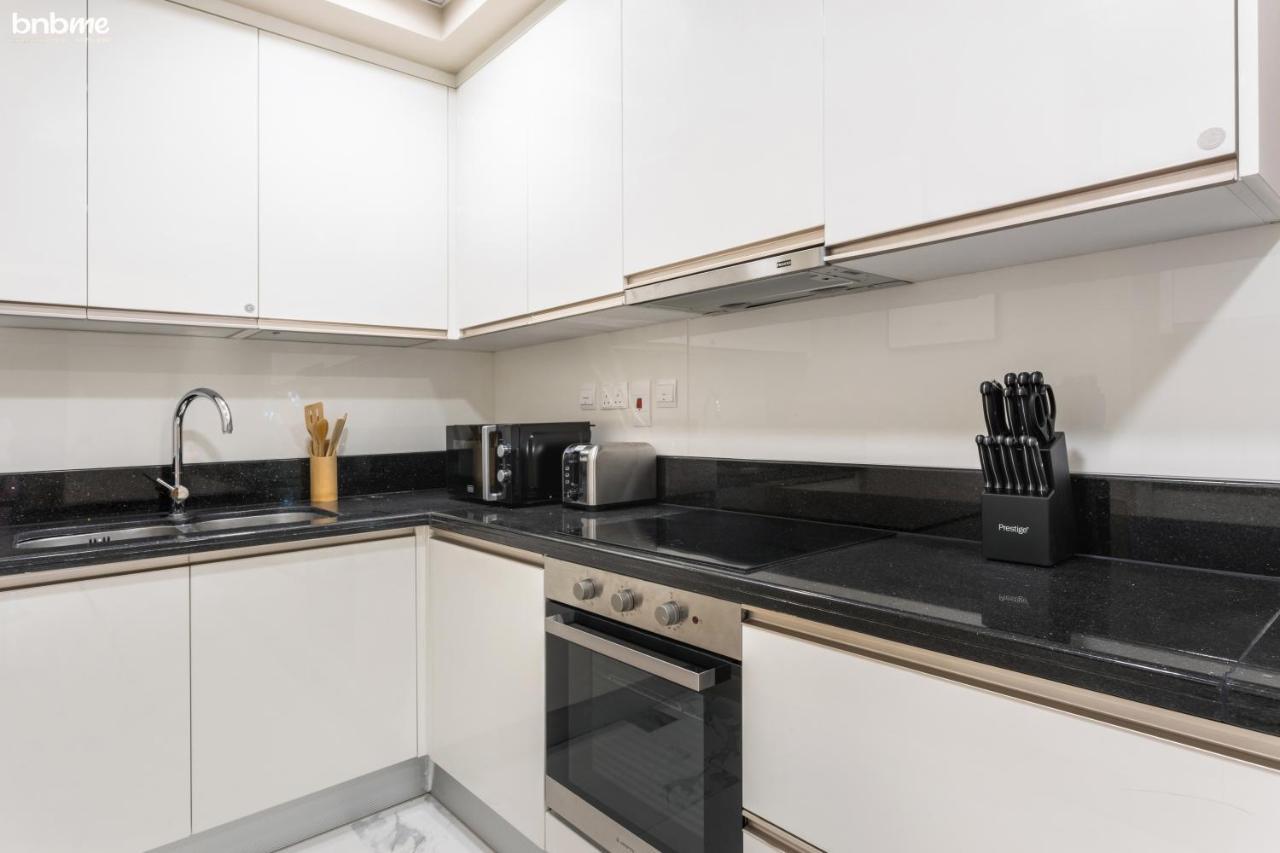 Bnbmehomes - Luxury 2B Apt - Al Habtoor - Amna Tower - 5044 Dubai Ngoại thất bức ảnh
